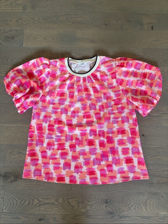 THML Tops - THML Pink Multi Brushstroke Puff Sleeve Top